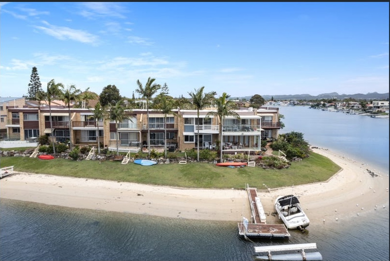 Gold Coast Unit Owner Battles For De-Facto Exclusive Use 1